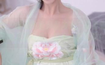 秀人网 – 谁说内衣只是内衣？来看看糯美子的私房写真，别有一番风味！