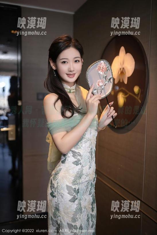 秀人网 - 蕾蕾醒了没甜心美图，真的是让我怀疑我的单身生活是怎么来的…