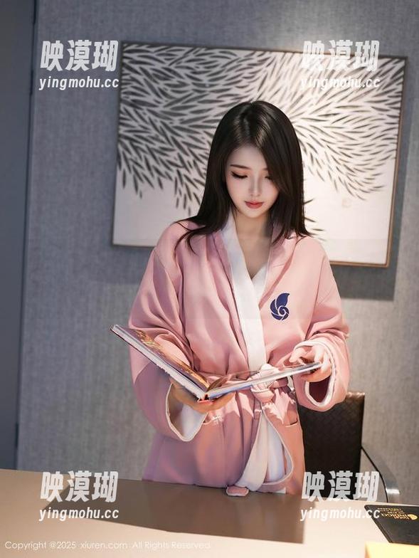 秀人网 - 灰丝幻想：在陈芊儿的图库里，啥都有可能发生！