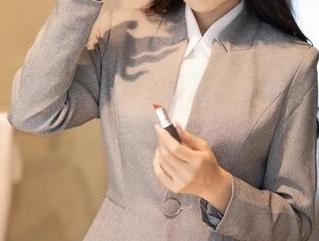 秀人网 – 穿上这套“顾楚楚Maily职业装”，谁说职业装不能性感？