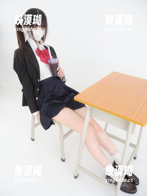 紧急企划 - 居家时光里的五更百鬼：精选写真集，温暖加幽默的无敌组合！