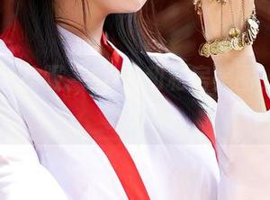 蜜桃社 – 礼服、Gina和私房美图，一个故事三角
