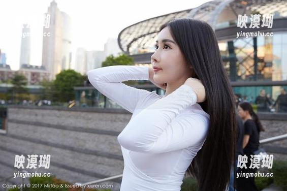 蜜桃社 - 铃木的网袜：原图直击，无圣光下的悸动感受！