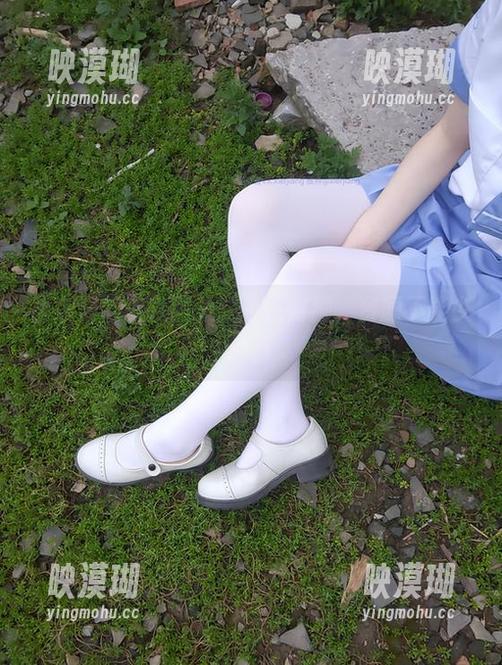 西尔酱的美腿图集：一双好脚，资源不能少嘛！