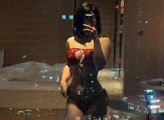 微密圈 – 跟着詹詹的夏天，高清套图让你体会一把‘热情’的轻松！