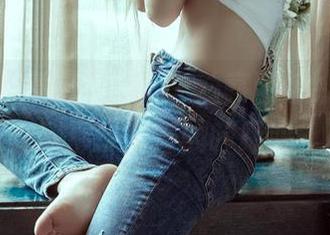 轰趴猫 – 更新！梦心玥油亮图包，你有感受到那抹光泽的吟唱吗？