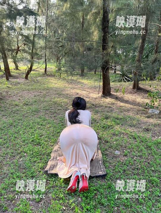 微密圈 - 女孩与迷人的五姨太的奇妙交集：一份资源的轻松探索