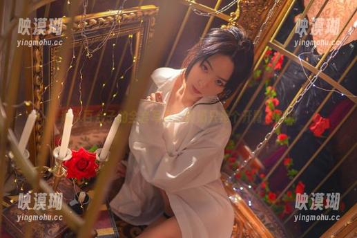 青水百合子的全套写真：酸奶只是个开胃小剧场